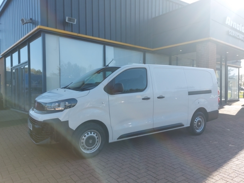 Vauxhall Vivaro 2.0 Turbo D 145 Prime H1 Van White #4