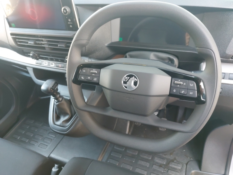 Vauxhall Vivaro 2.0 Turbo D 145 Prime H1 Van White #3