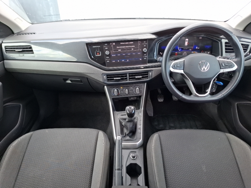 Volkswagen Taigo 1.0 Tsi Life CK73HDJ Black #3