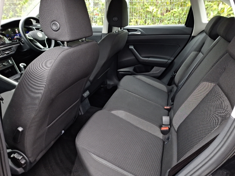 Volkswagen Taigo 1.0 Tsi Life CF73UTJ Black #6