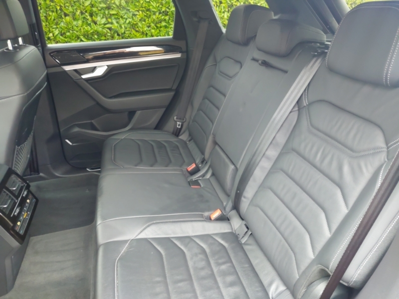 Volkswagen Touareg 3.0 V6 Tdi 4Motion Black Edition Tip AK23BCX Black #6