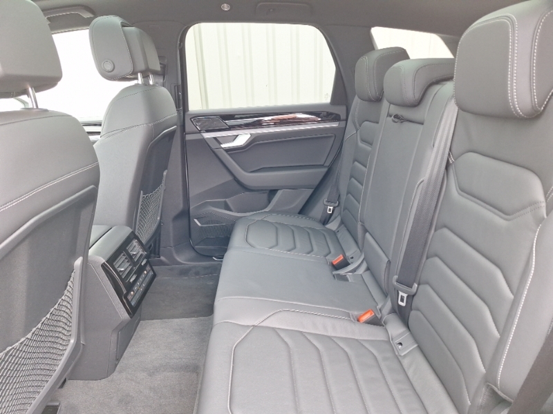 Volkswagen Touareg 3.0 V6 Tdi 4Motion 286 Black Edition Tip White #6