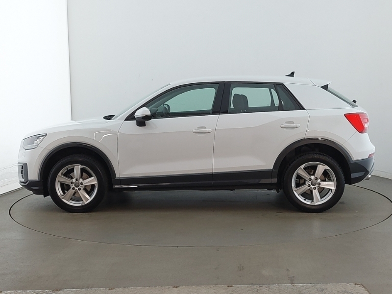 Audi Q2 30 Tdi Sport DE69ZSU White #4