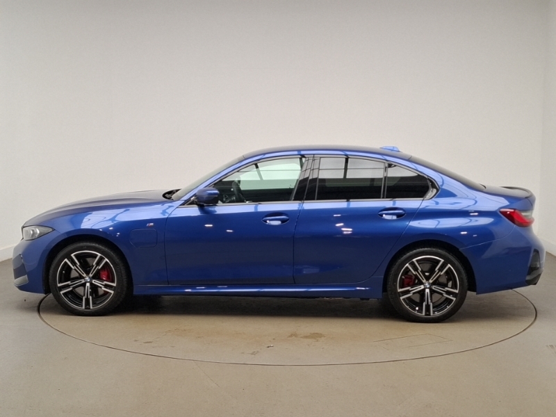 BMW 3 Series 330E 22.3 Kwh M Sport Step YH75MKP Blue #4