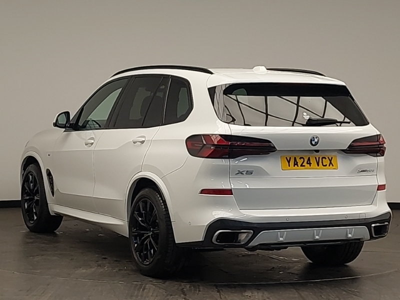 BMW X5 Xdrive30d Mht M Sport YA24VCX White #2