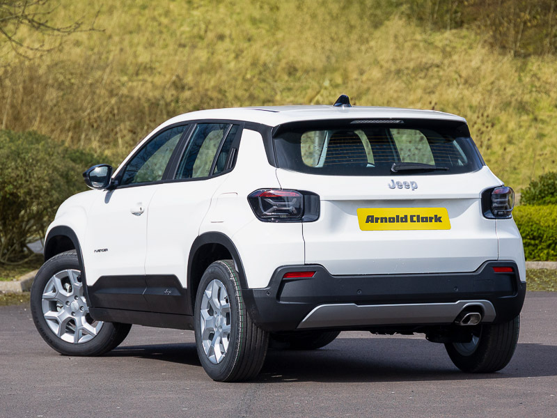 Jeep Avenger 1.2 E-hybrid Altitude Dct ST26JUO White #2