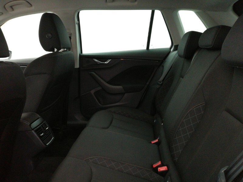Skoda Kamiq 1.0 Tsi 110 Se Drive SH72AKZ Silver #6