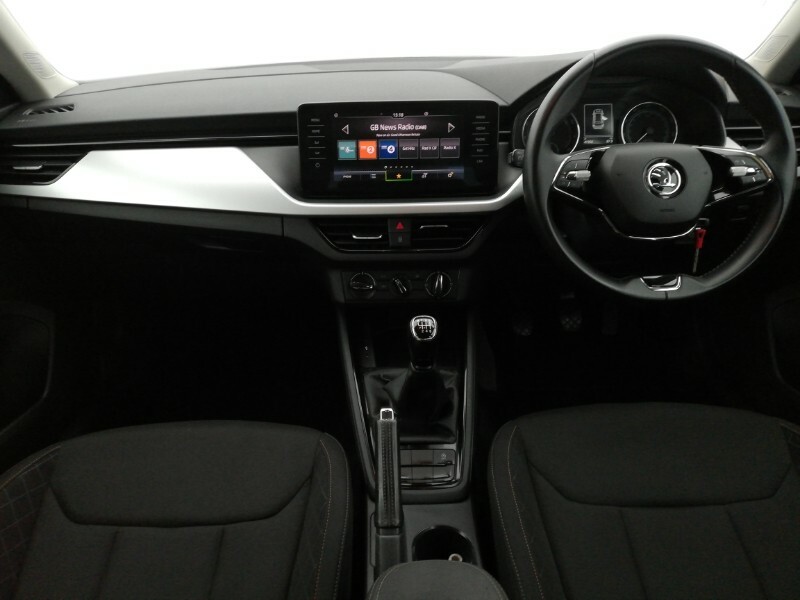 Skoda Kamiq 1.0 Tsi 110 Se Drive SH72AKZ Silver #3