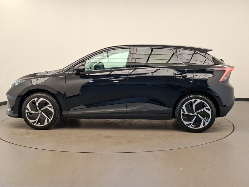 MG MG4 170Kw Premium Long Range 64Kwh Black #4