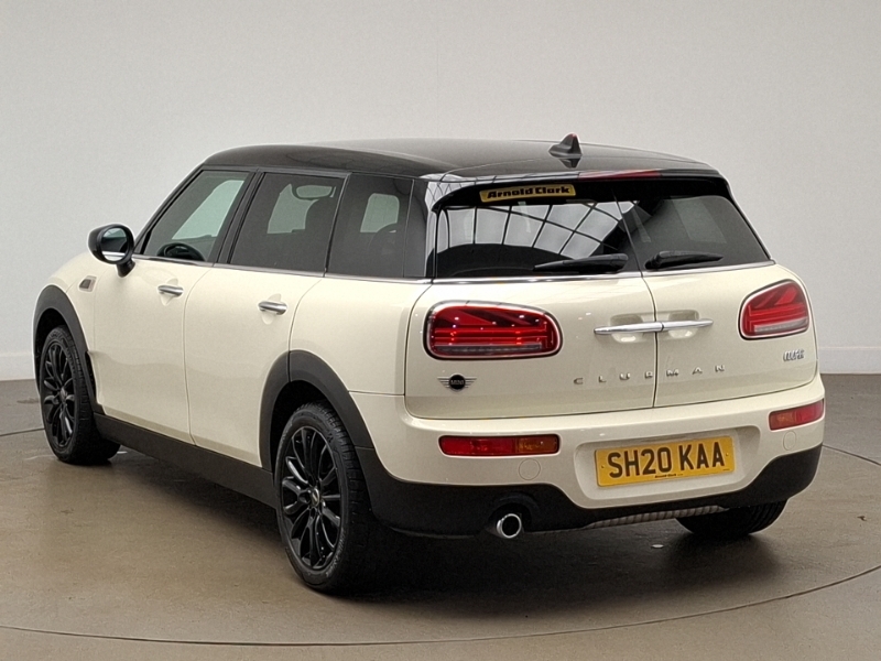 Mini Clubman 1.5 Cooper Classic 6Dr White #2