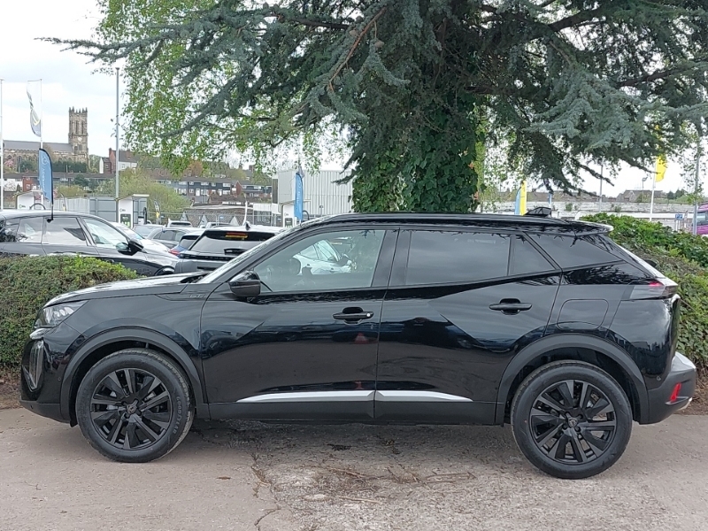Peugeot 2008 1.2 Puretech 130 Gt Premium Eat8 Black #4