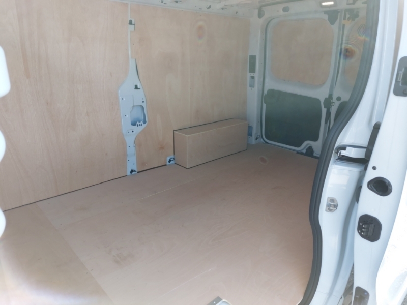 Renault Trafic Ll30 Blue Dci 130 Extra Safety Van White #6