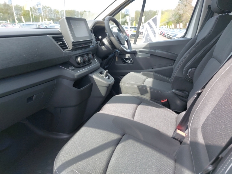 Renault Trafic Ll30 Blue Dci 150 Extra Safety Van Eag9 White #5