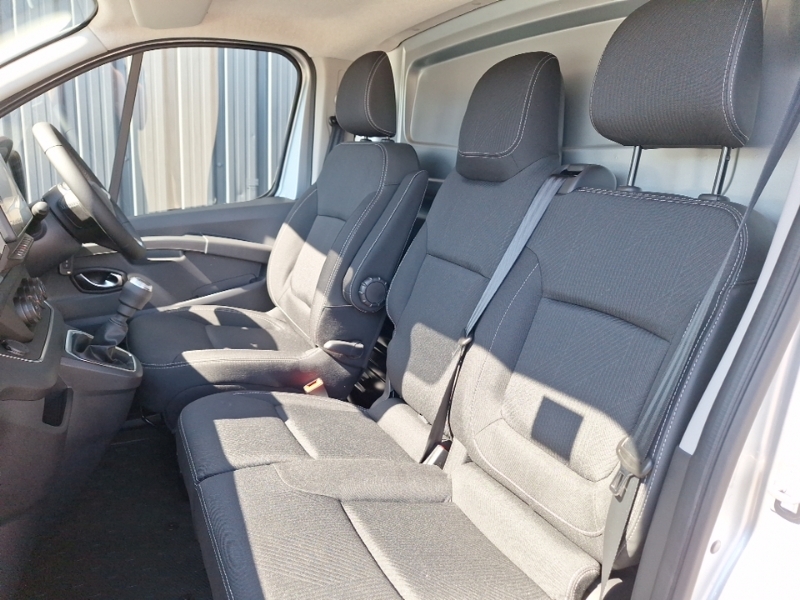 Renault Trafic Ll30 Blue Dci 150 Extra Safety Van Grey #5
