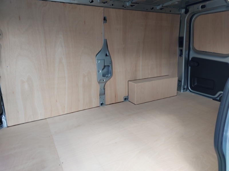 Renault Trafic Ll30 Blue Dci 150 Extra Safety Van SD26LYC Grey #6