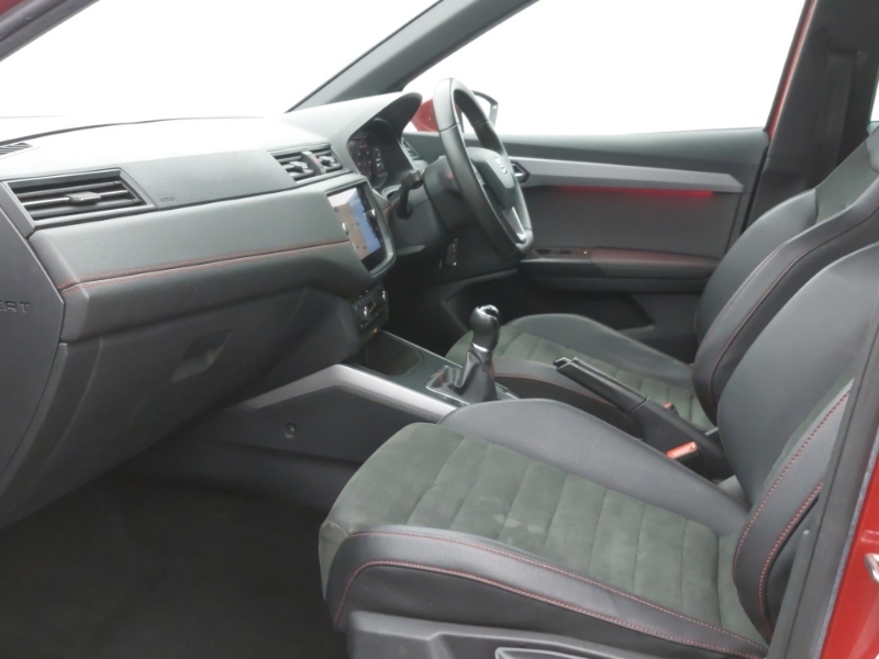 Seat Arona 1.0 Tsi 115 Fr Sport Ez BJ69HCY Red #5
