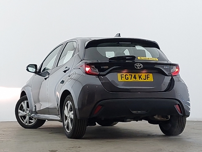 Toyota Yaris 1.5 Hybrid Icon Cvt Grey #2