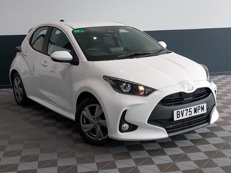 Toyota Yaris 1.5 Hybrid Icon Cvt White
