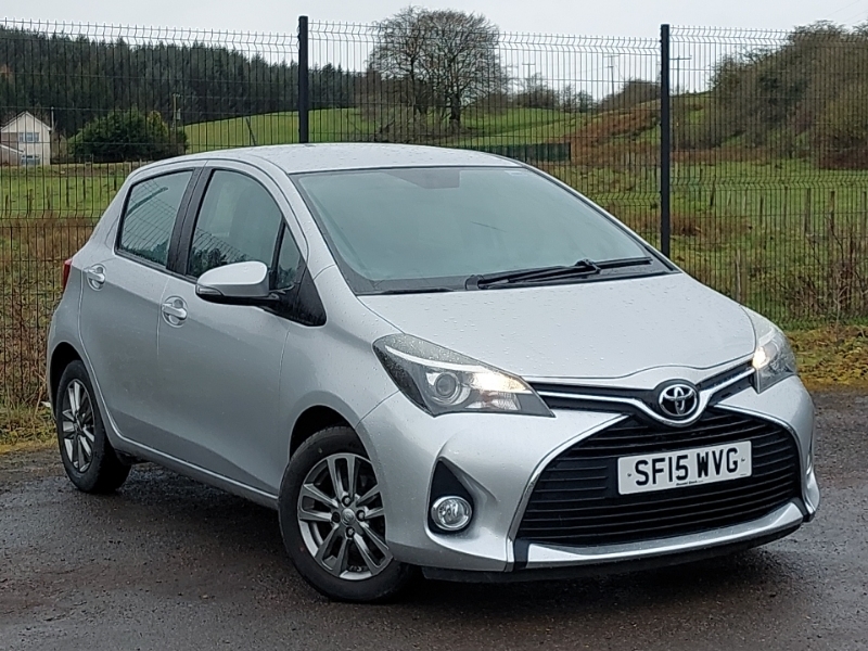 Toyota Yaris 1.0 Vvt-i Icon Silver