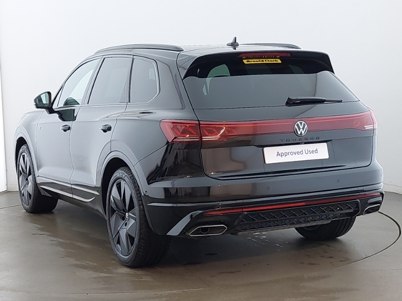 Volkswagen Touareg 3.0 V6 Tdi 4Motion 286 Black Edition Tip SH25VLF Black #2