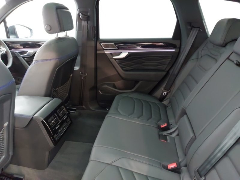 Volkswagen Touareg 3.0 V6 Tsi Ehybrid 4Motion R Tip BA24XBU Blue #6