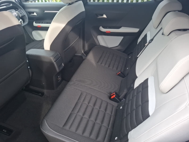 Citroen C3 Aircross 1.2 Hybrid 136 Max E-dcs6 7 Seat SK26YZD Grey #6