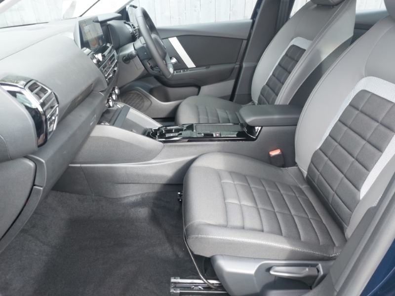 Citroen C4 1.2 130 Plus Blue #5