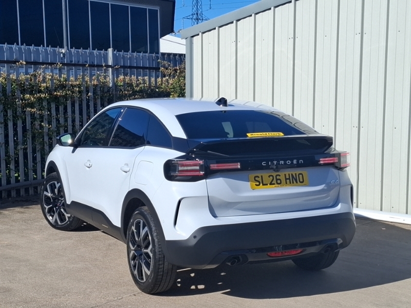 Citroen C4 1.2 Hybrid 145 Max White #2