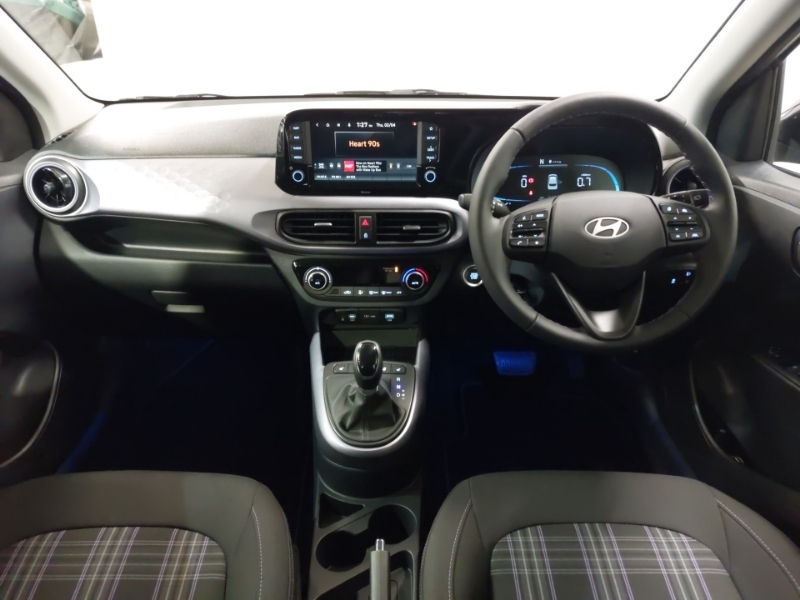 Hyundai I10 1.2 79 Premium Nav SL26VFG Black #3