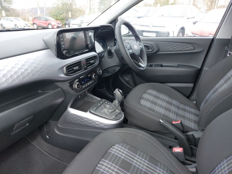 Hyundai I10 1.2 79 Premium Nav SL26EWC Black #5