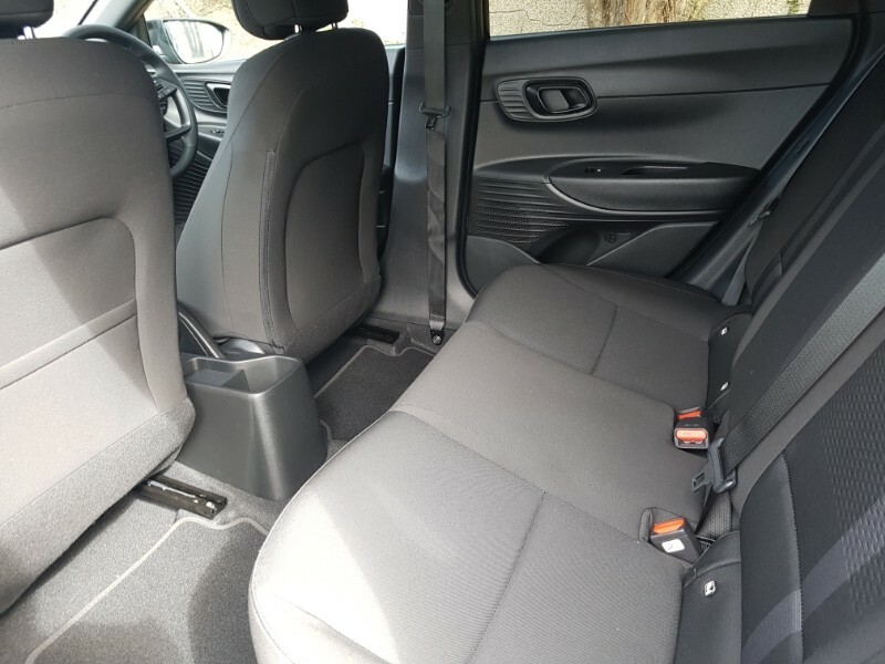 Hyundai I20 1.0T Gdi 90 Black Line Grey #6