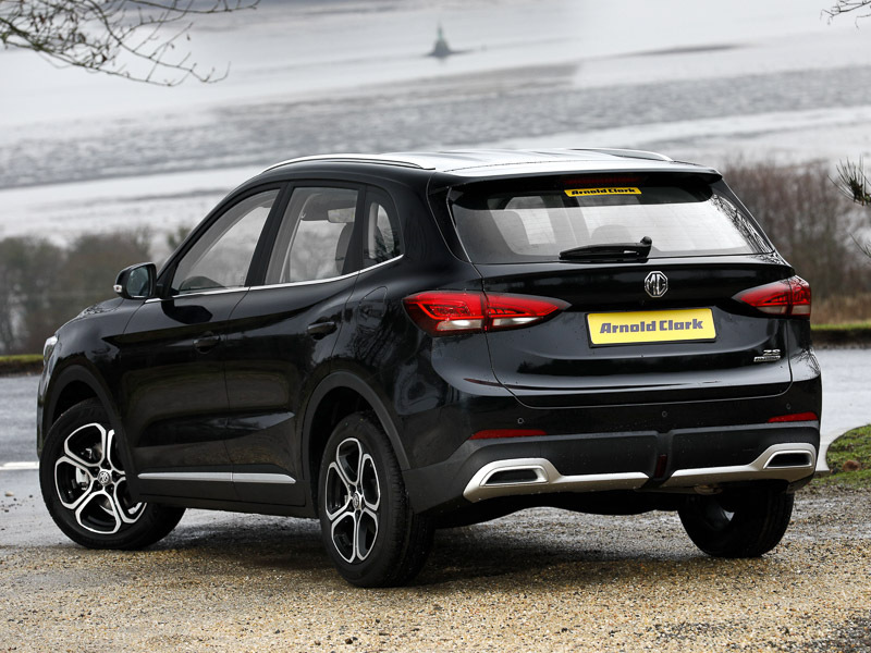 MG ZS 1.5 Hybrid Se Black #2