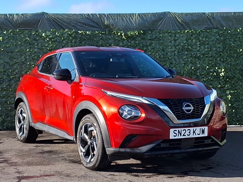 Nissan Juke 1.0 Dig-t 114 N-connecta Red