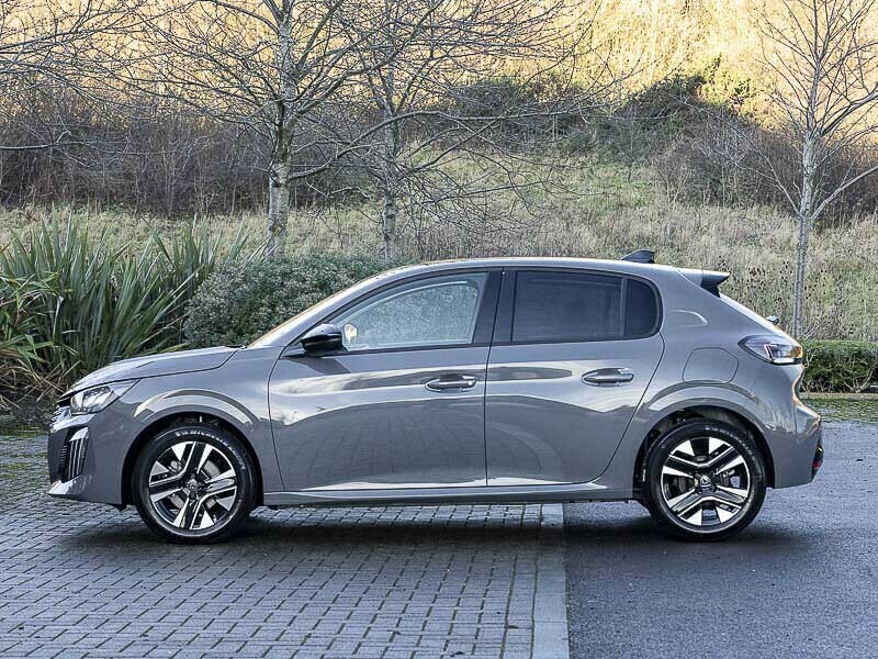 Peugeot 208 1.2 Hybrid 110 Allure E-dsc6 SD26XBR Grey #4
