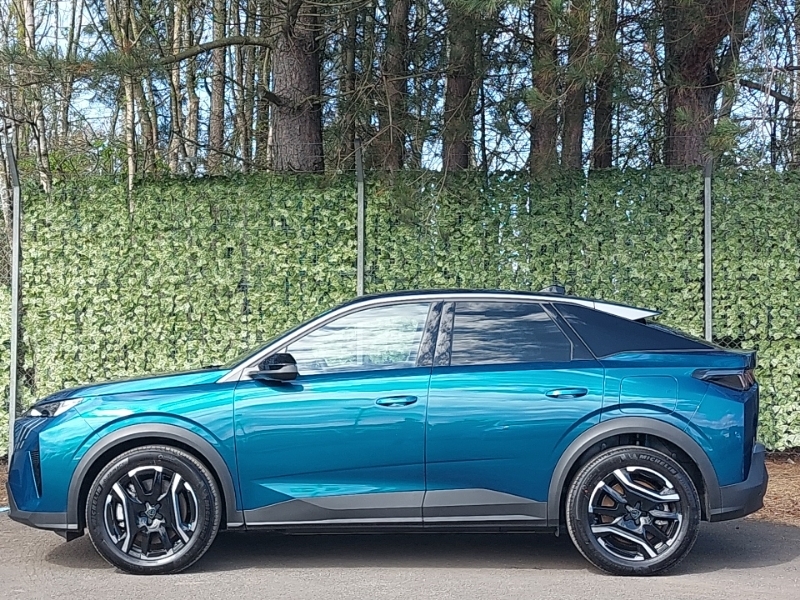 Peugeot 3008 157Kw Allure 73Kwh Blue #4