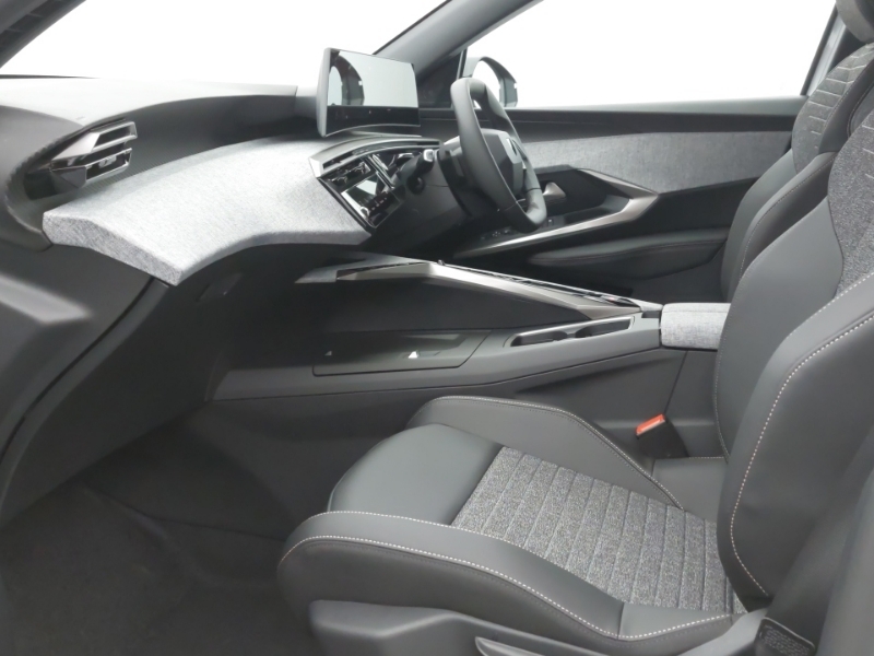 Peugeot 3008 157Kw Allure 73Kwh White #5