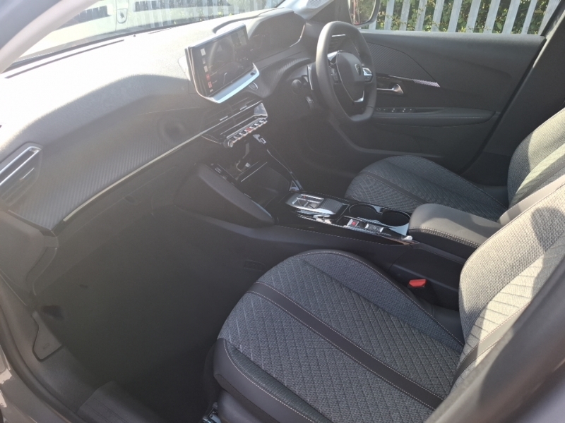 Peugeot 3008 157Kw Gt 73Kwh SD26XPB White #5