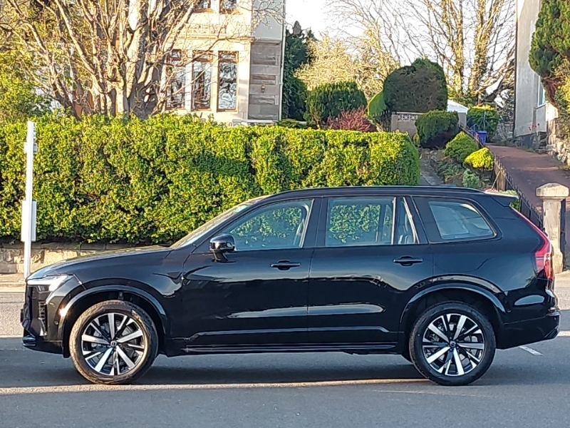 Volvo XC90 2.0 B5p Plus Dark Awd Geartronic Black #4