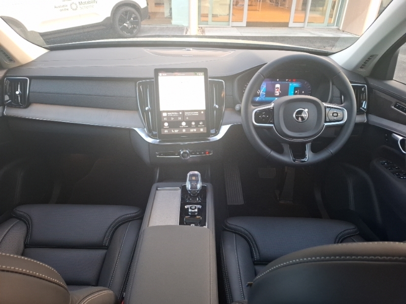 Volvo XC90 2.0 B5p Plus Dark Awd Geartronic Black #3