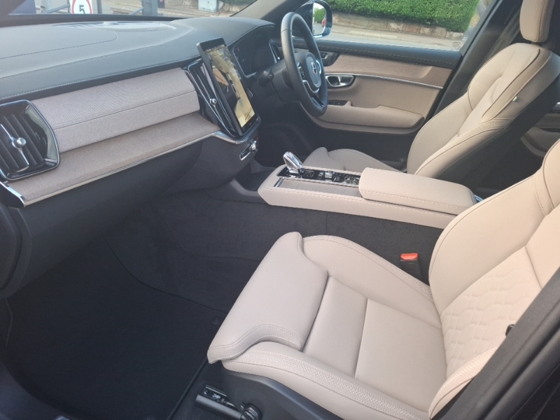 Volvo XC90 2.0 B5p Plus Dark Awd Geartronic Black #5