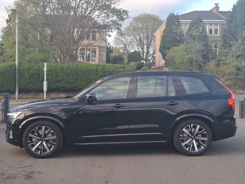 Volvo XC90 2.0 B5p Plus Dark Awd Geartronic Black #4