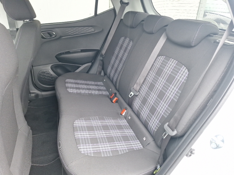 Hyundai I10 1.2 79 Premium Nav SD26VGU Grey #6