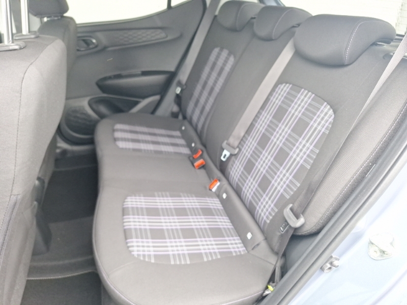 Hyundai I10 1.2 79 Premium Nav SD26VGR Blue #6