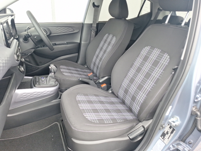 Hyundai I10 1.2 79 Premium Nav SD26VGR Blue #5