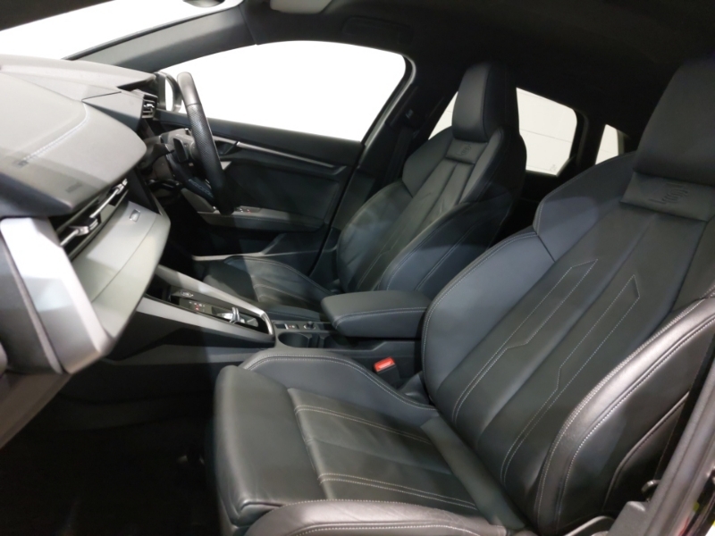 Audi A3 30 Tfsi S Line S Tronic LS23BYR Black #5