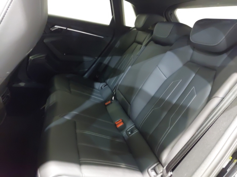 Audi A3 30 Tfsi S Line S Tronic LS23BYR Black #6