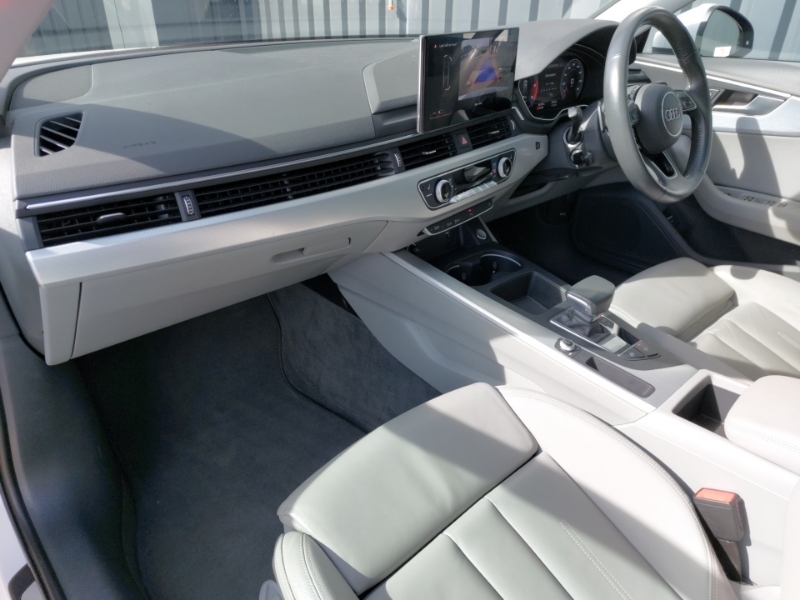 Audi A4 35 Tdi Sport S Tronic LJ69ZYT White #5