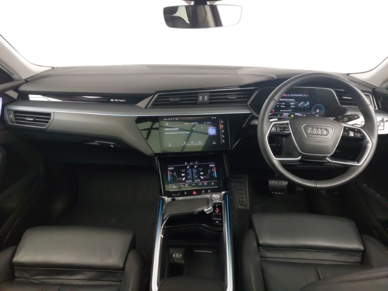 Audi E-tron 300Kw 55 Quattro 95Kwh Launch Edition White #4