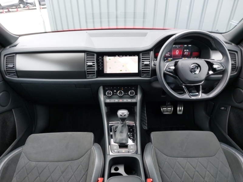 Skoda Kodiaq 2.0 Tdi Sport Line 4X4 Dsg 7 Seat KY72VWB Red #3