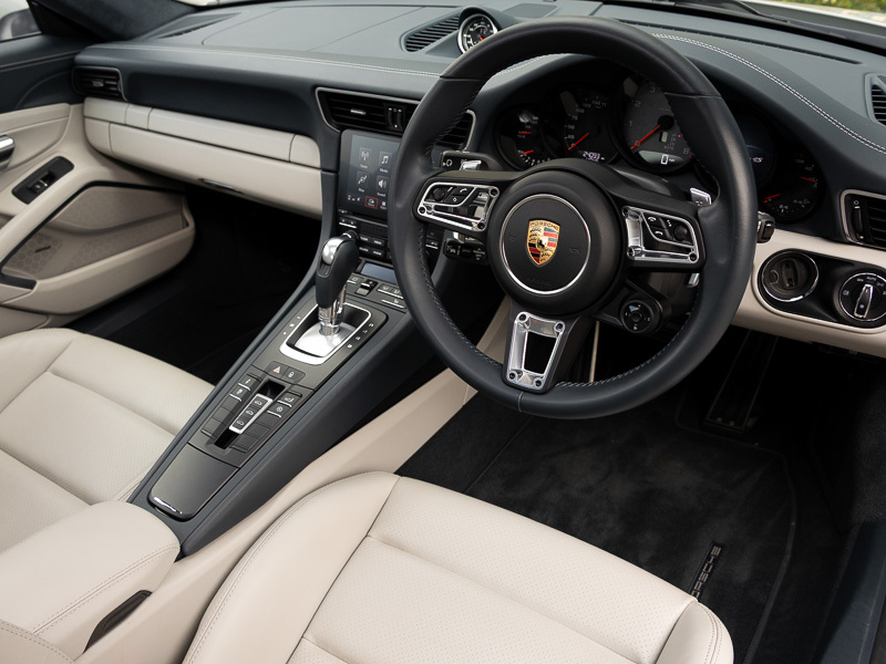 Porsche 911 Gts 2dr Grey #3